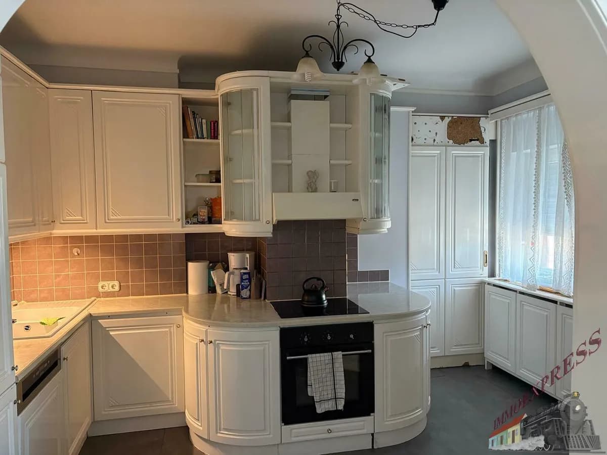 10-Zimmer-Haus mieten in Mattersburg – 700 m², € 2.430 – Bild 13 von 42