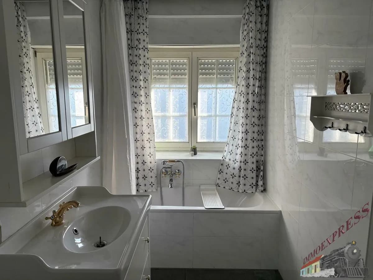 10-Zimmer-Haus mieten in Mattersburg – 700 m², € 2.430 – Bild 21 von 42