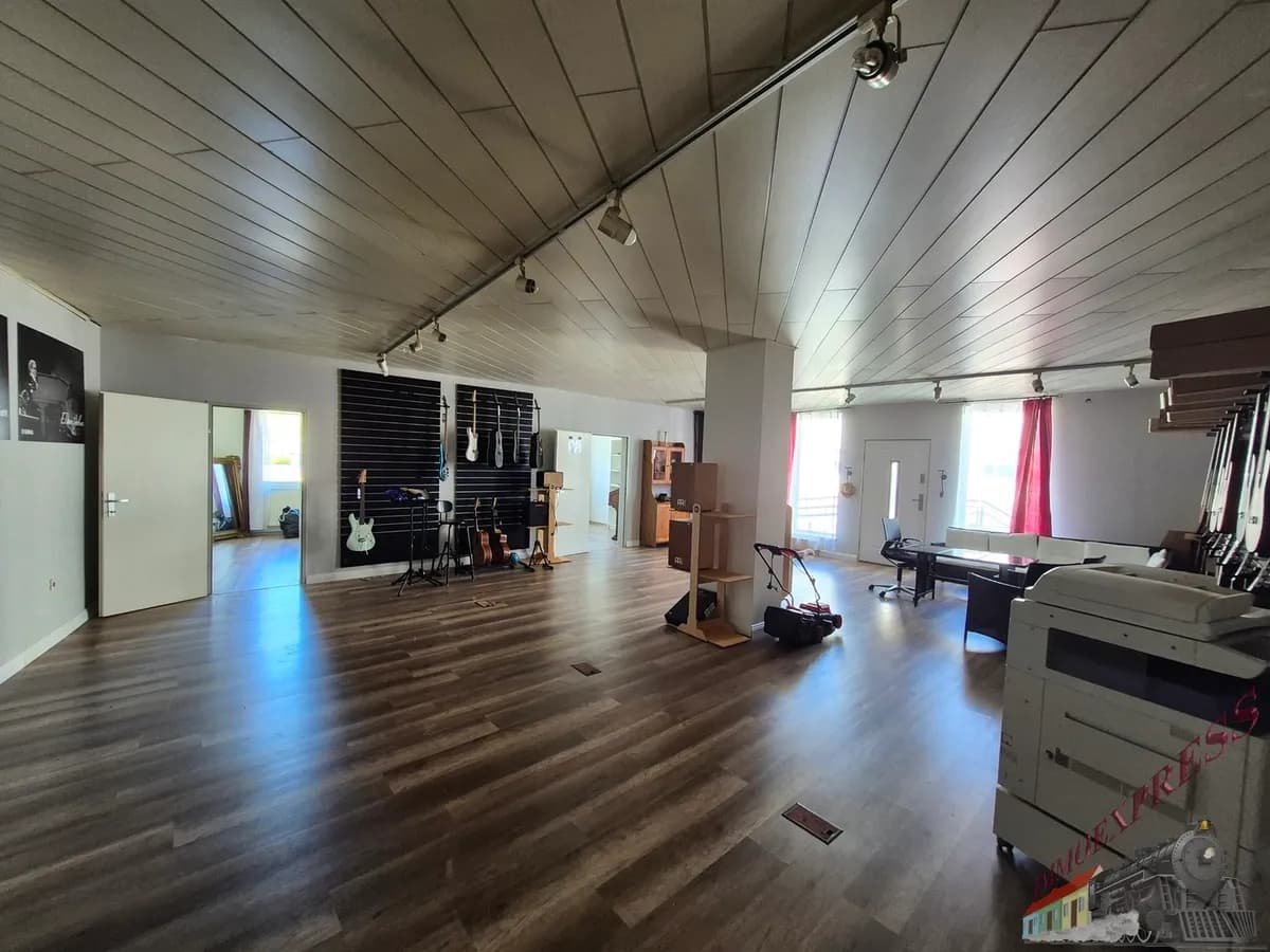 10-Zimmer-Haus mieten in Mattersburg – 700 m², € 2.430 – Bild 37 von 42