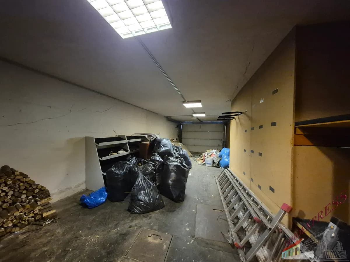 10-Zimmer-Haus mieten in Mattersburg – 700 m², € 2.430 – Bild 42 von 42