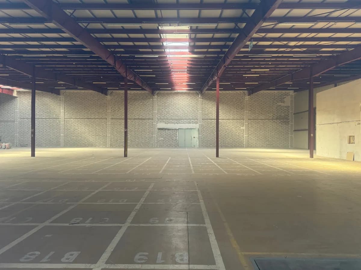 Gewerbeimmobilie mieten in Gänserndorf – 2 600 m², € 7.800 – Bild 7 von 16