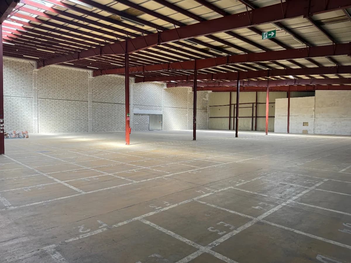 Gewerbeimmobilie mieten in Gänserndorf – 2 600 m², € 7.800 – Bild 11 von 16