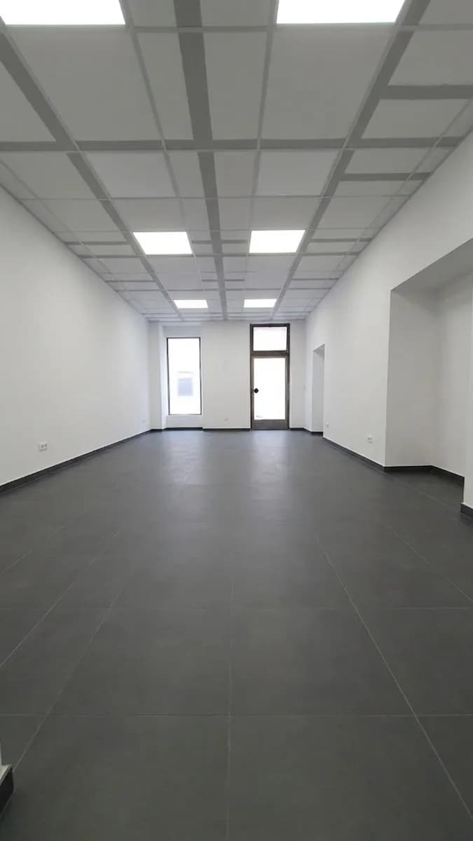 2-Zimmer-Gewerbeimmobilie mieten in Graz – 75 m², € 923 – Bild 2 von 4