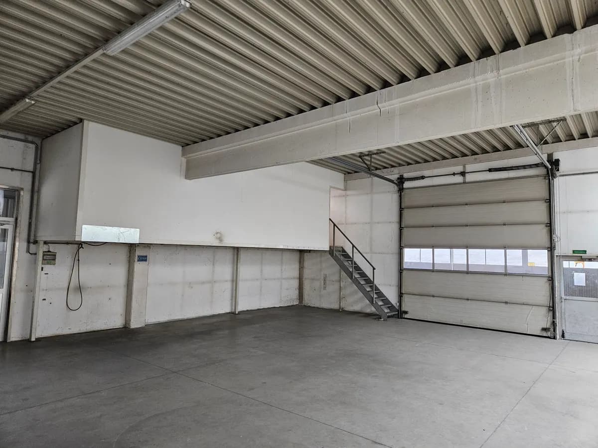 Gewerbeimmobilie kaufen in Grieskirchen – 1 791 m², € 995.000 – Bild 5 von 12