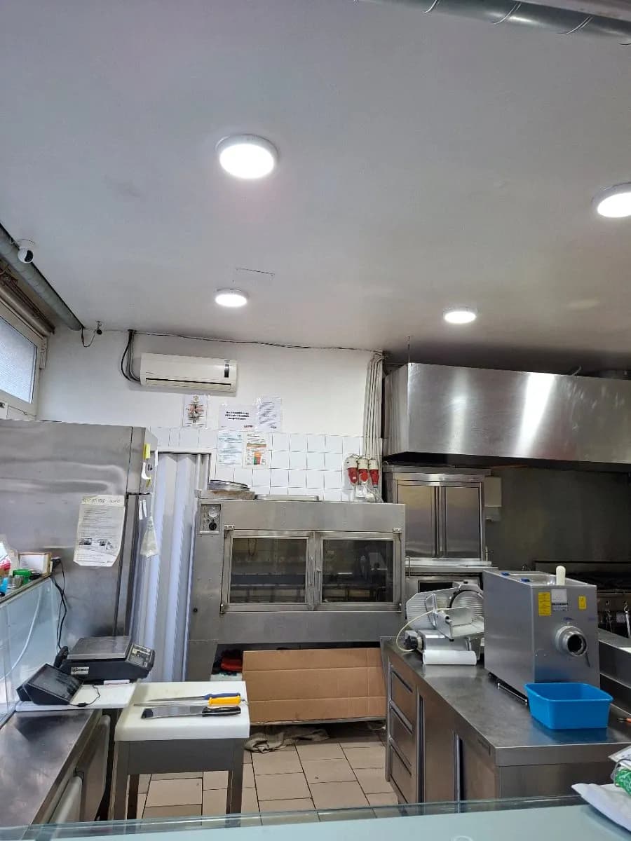 Gewerbeimmobilie kaufen in Wien – 40 m², € 99.000 – Bild 8 von 12