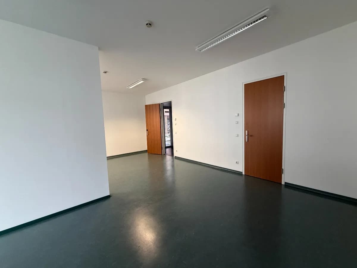 Gewerbeimmobilie mieten in Graz – 64 m², € 16 – Bild 3 von 12