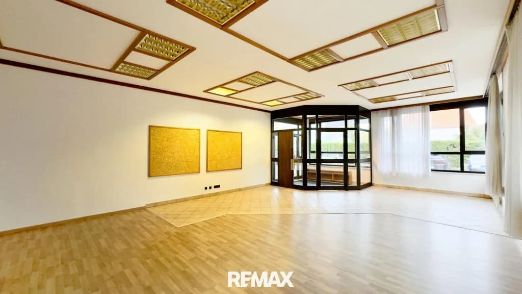Gewerbeimmobilie kaufen in Gänserndorf – 97 m², € 179.000