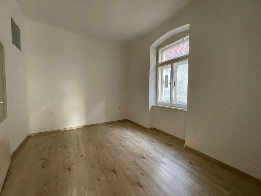 2-Zimmer-Wohnung mieten in Leoben – 65 m², € 548 – Bild 2 von 7