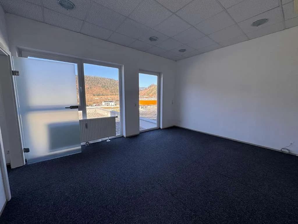 3-Zimmer-Gewerbeimmobilie mieten in Leoben – 98 m², € 1.349 – Bild 3 von 7