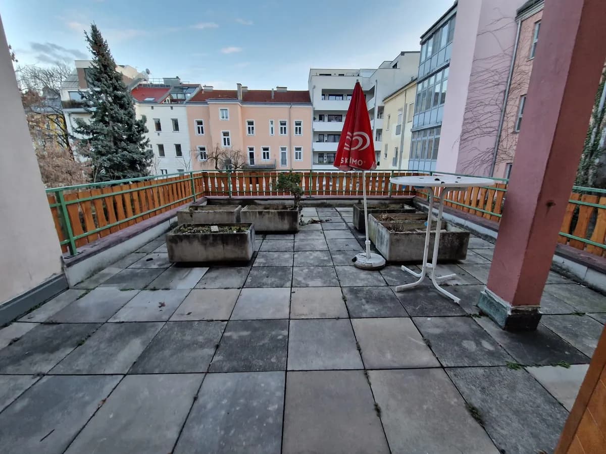 3-Zimmer-Gewerbeimmobilie mieten in Linz – 120 m², € 1.393 – Bild 4 von 8