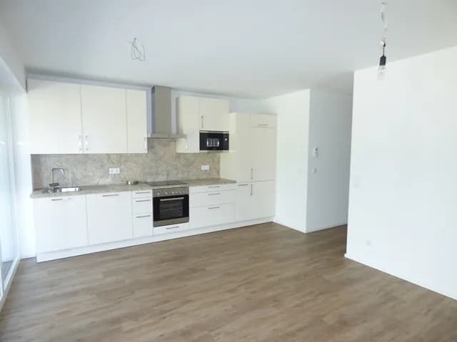 2-Zimmer-Wohnung mieten in Kufstein – 48 m², € 884 – Bild 2 von 6