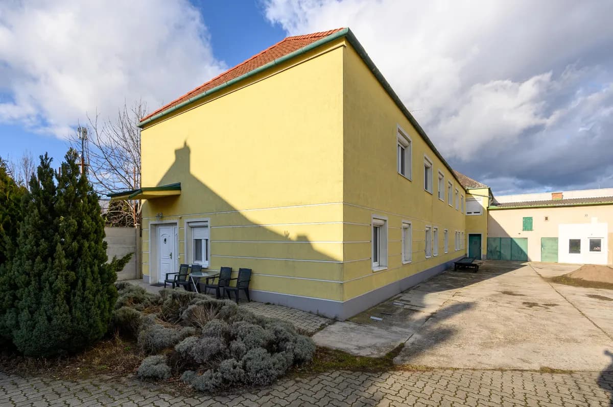 9-Zimmer-Gewerbeimmobilie kaufen in Neusiedl am See – 367 m², € 845.000 – Bild 12 von 13