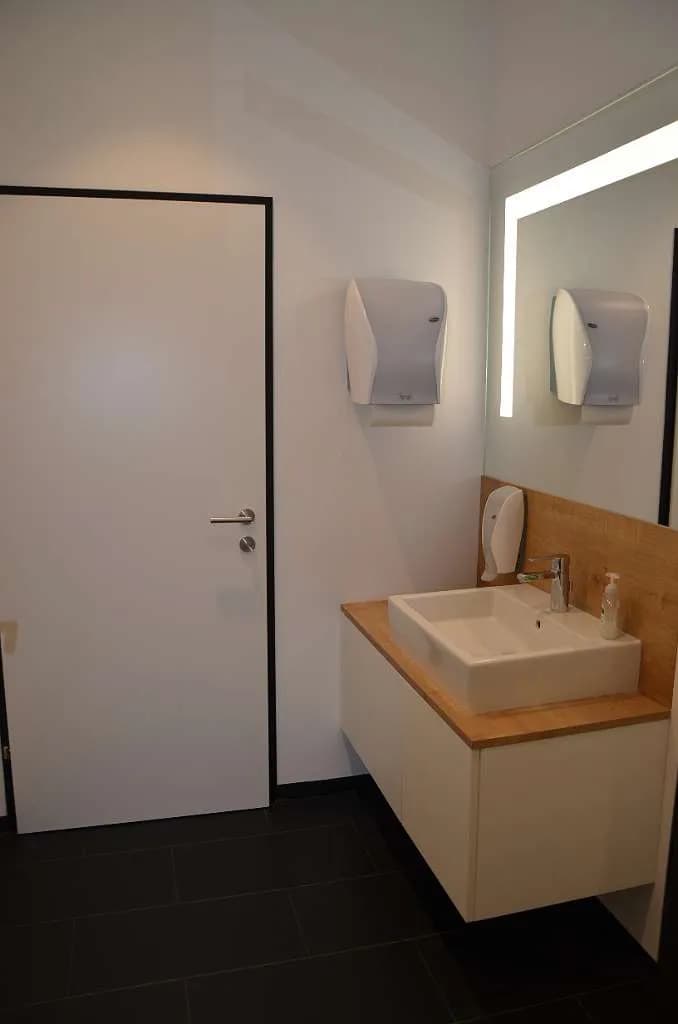 Gewerbeimmobilie mieten in Wels-Land – 735 m², € 7.500 – Bild 10 von 21