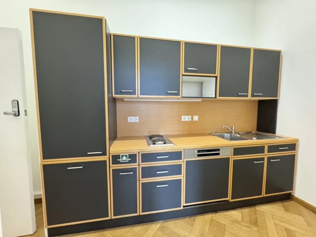 3-Zimmer-Gewerbeimmobilie mieten in Wien – 124 m², € 3.006 – Bild 9 von 11