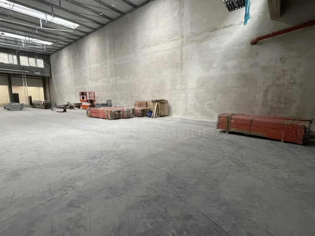 Gewerbeimmobilie mieten in Baden – € 5 – Bild 2 von 3