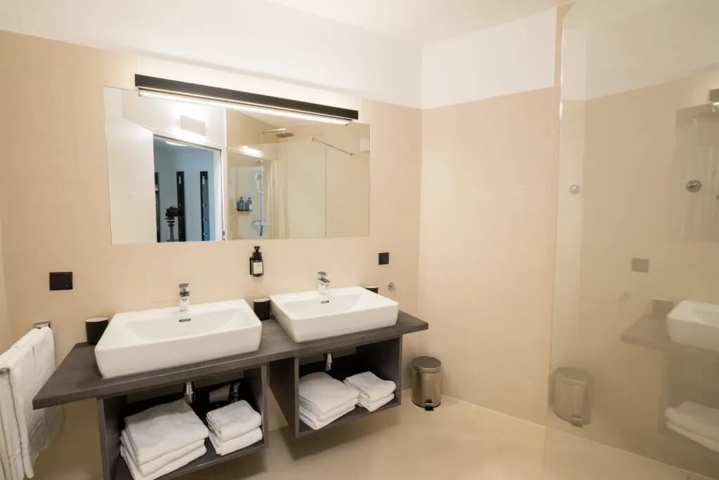 4-Zimmer-Wohnung mieten in Wien – 98 m², € 2.999 – Bild 5 von 13