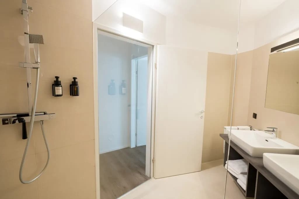 4-Zimmer-Wohnung mieten in Wien – 98 m², € 2.999 – Bild 6 von 13