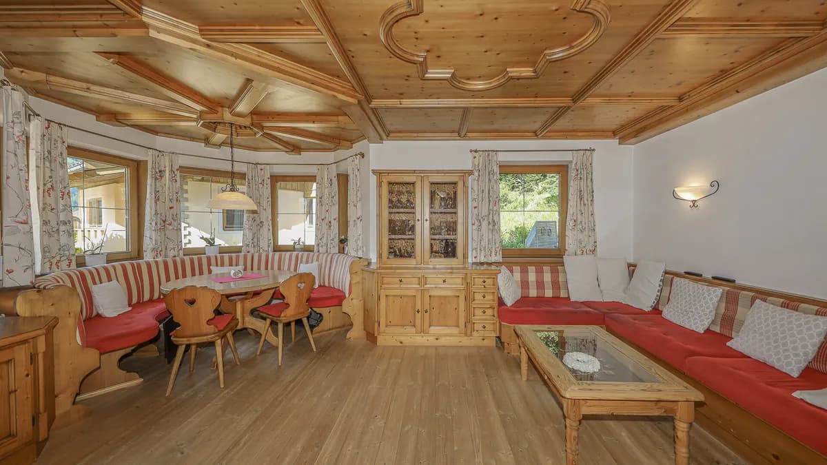5-Zimmer-Haus kaufen in Kitzbühel – 147,56 m², € 990.000 – Bild 4 von 33
