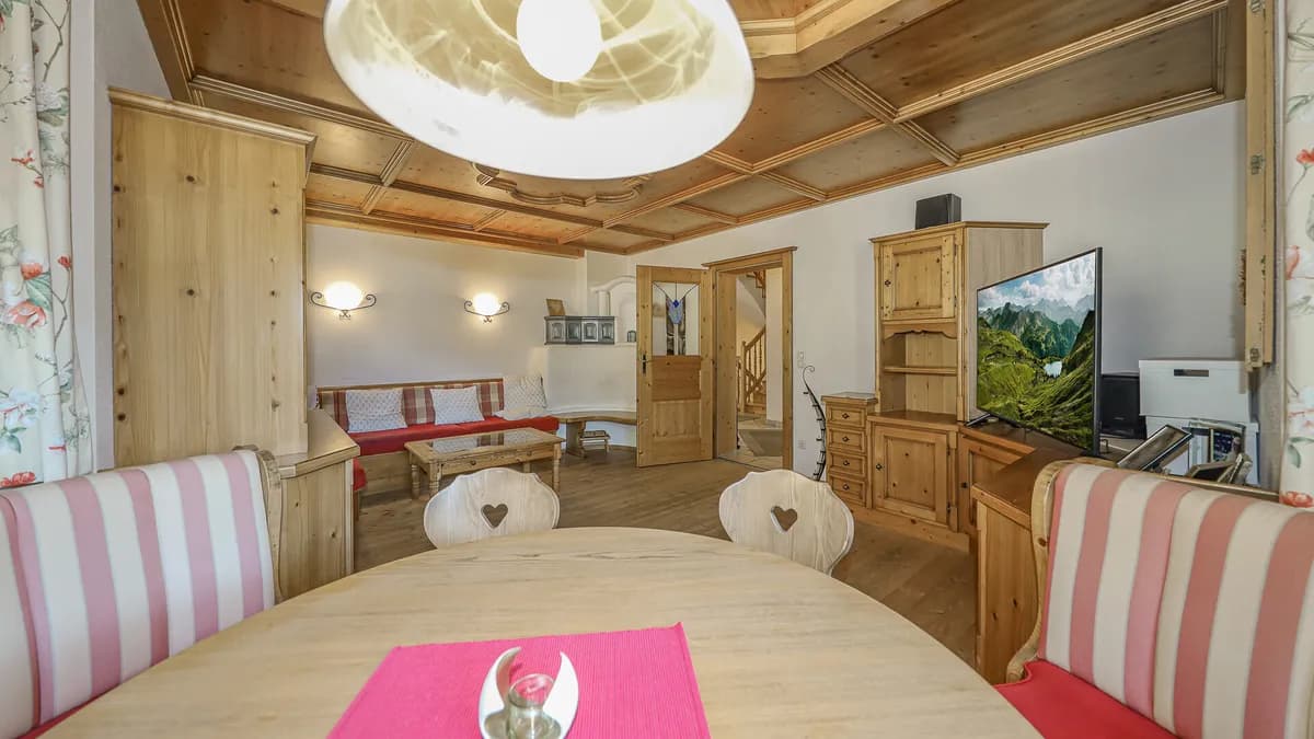 5-Zimmer-Haus kaufen in Kitzbühel – 147,56 m², € 990.000 – Bild 5 von 33