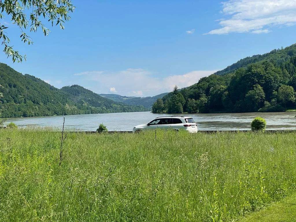 Grundstück kaufen in Perg – 1 389 m², € 83.340