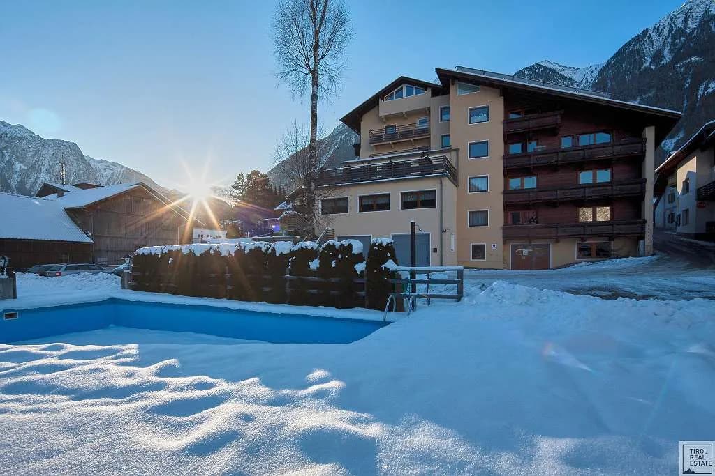 21-Zimmer-Gewerbeimmobilie kaufen in Imst – 1 313 m², € 1.750.000 – Bild 2 von 31