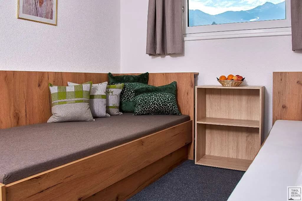 21-Zimmer-Gewerbeimmobilie kaufen in Imst – 1 313 m², € 1.750.000 – Bild 10 von 31