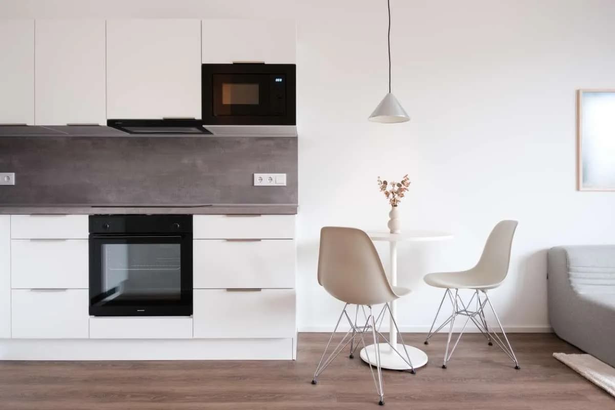 2-Zimmer-Wohnung mieten in Linz – 48 m², € 1.300 – Bild 4 von 16