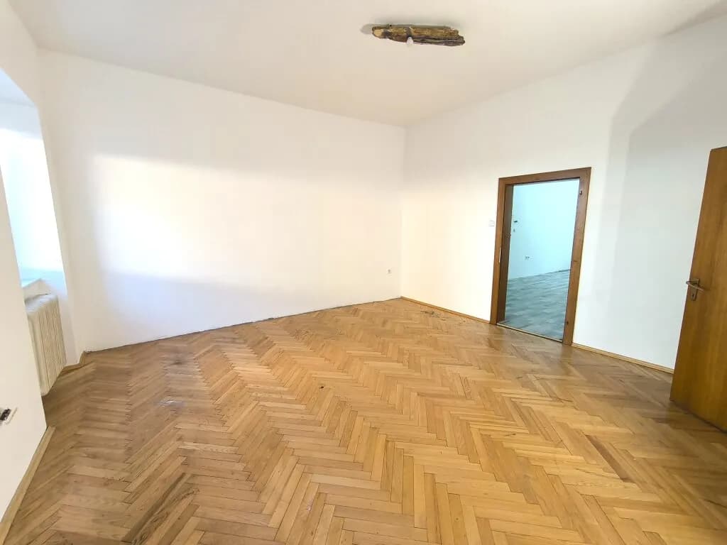 7-Zimmer-Wohnung kaufen in Völkermarkt – 254 m², € 275.000 – Bild 8 von 26