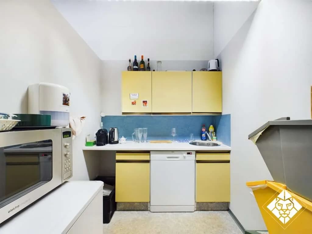 8-Zimmer-Gewerbeimmobilie kaufen in Kufstein – 815 m², € 1.590.000 – Bild 20 von 31