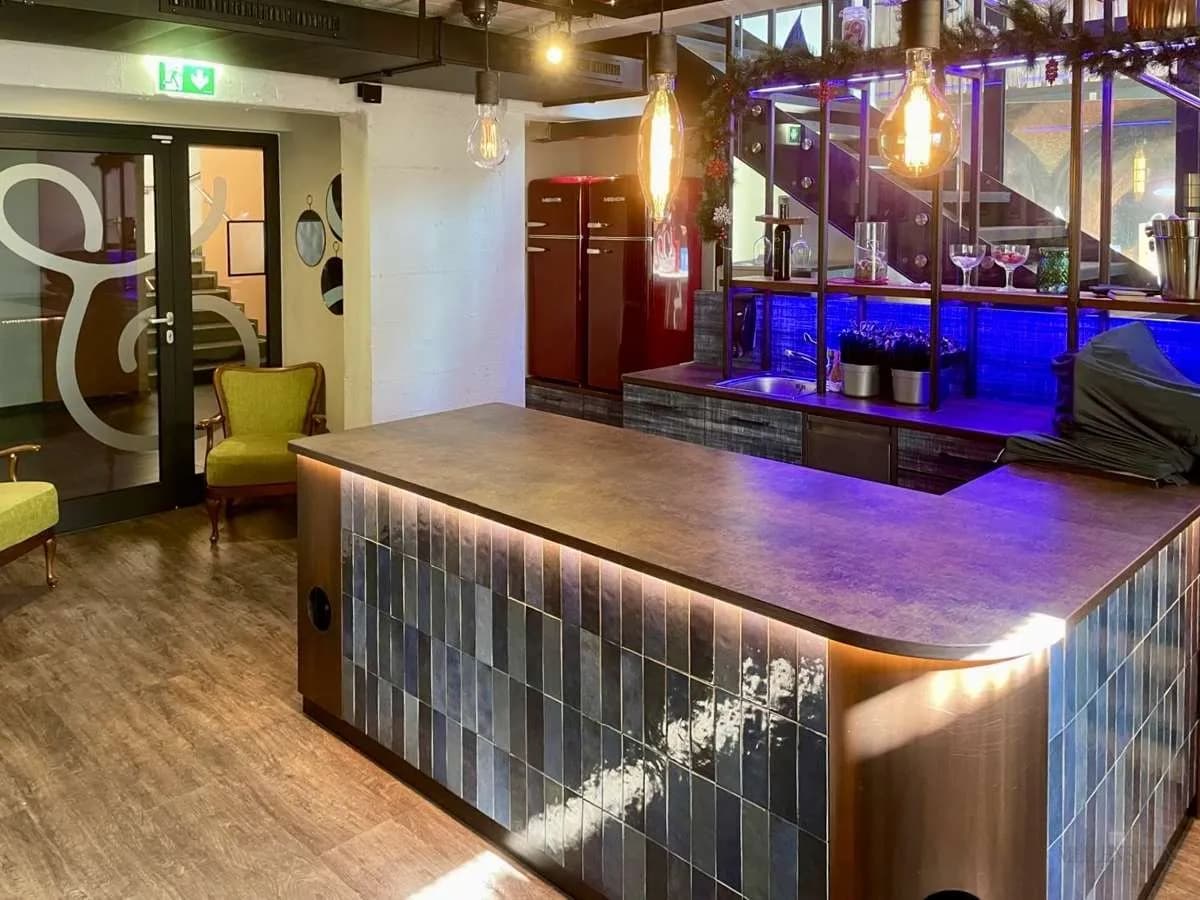 Gewerbeimmobilie mieten in Kufstein – 162 m², € 6.500 – Bild 11 von 13