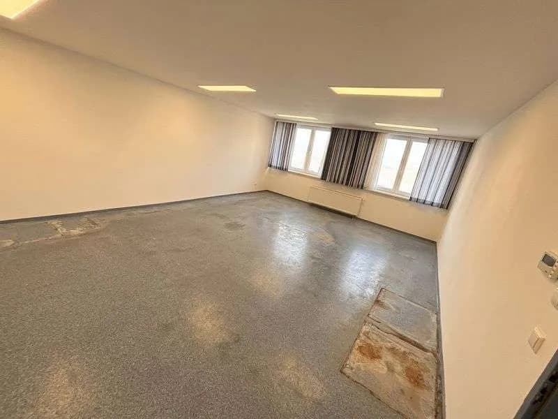 1-Zimmer-Gewerbeimmobilie mieten in Weiz – 938 m², € 11.894 – Bild 9 von 26