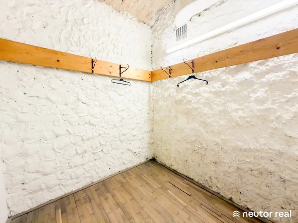 2-Zimmer-Gewerbeimmobilie mieten in Wien – 130 m², € 1.090 – Bild 11 von 19