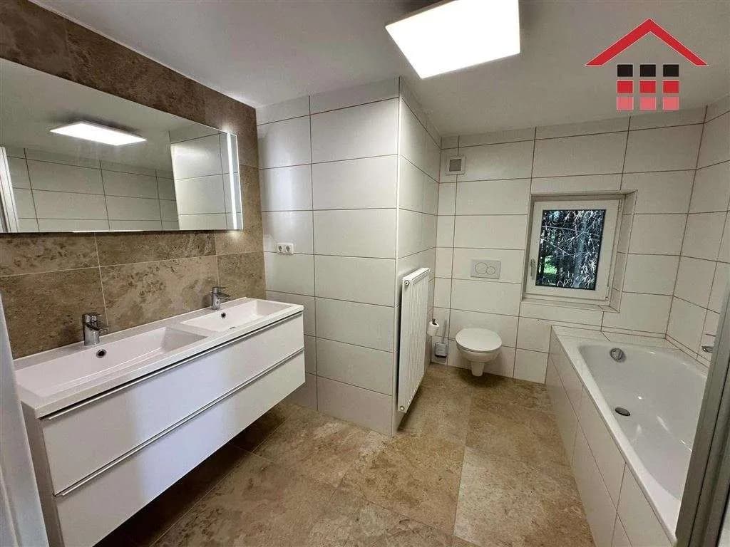 4-Zimmer-Haus kaufen in Vöcklabruck – 135 m², € 479.000 – Bild 5 von 15