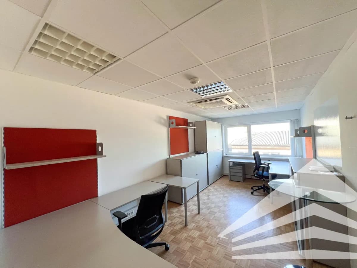 13-Zimmer-Gewerbeimmobilie mieten in Linz – 370 m², € 4.532 – Bild 7 von 14