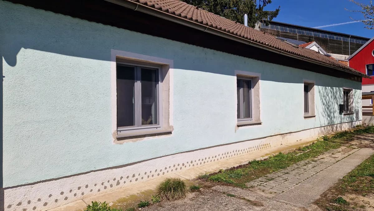 Haus kaufen in Mistelbach – 120 m², € 125.000