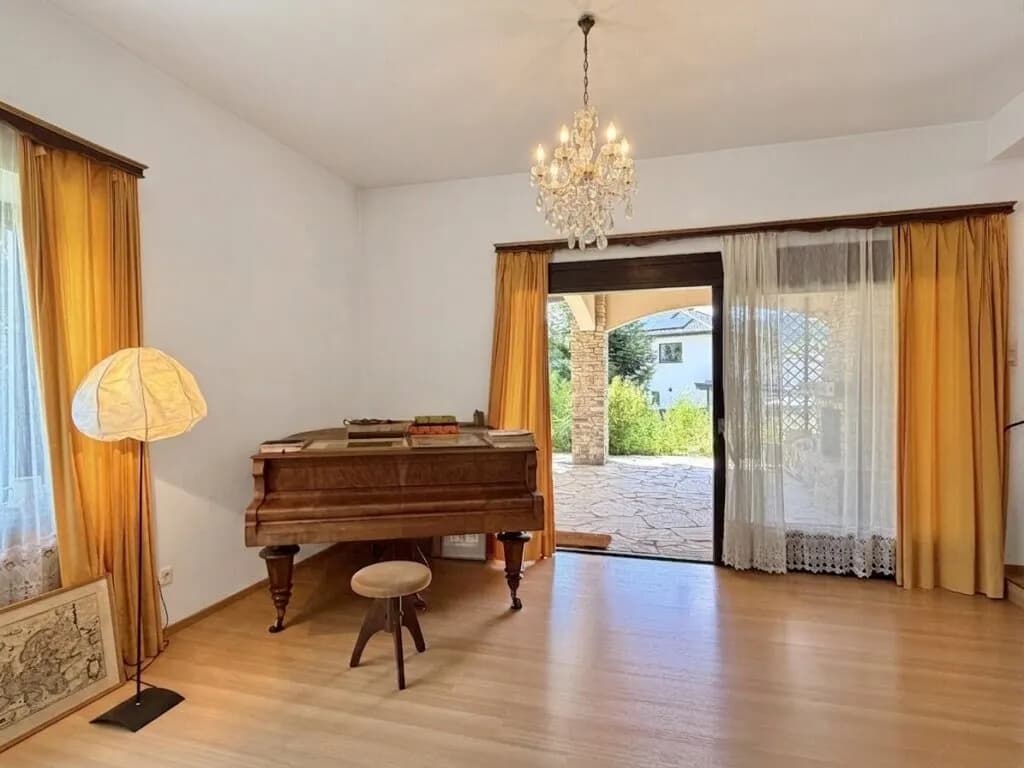 6-Zimmer-Haus kaufen in Spittal an der Drau – 219,16 m², € 390.000 – Bild 2 von 10