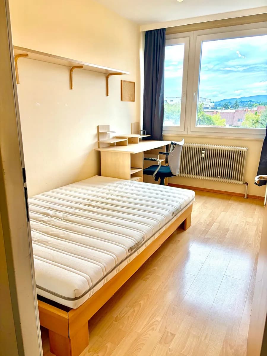 4-Zimmer-Wohnung mieten in Graz – 90 m², € 320 – Bild 2 von 9