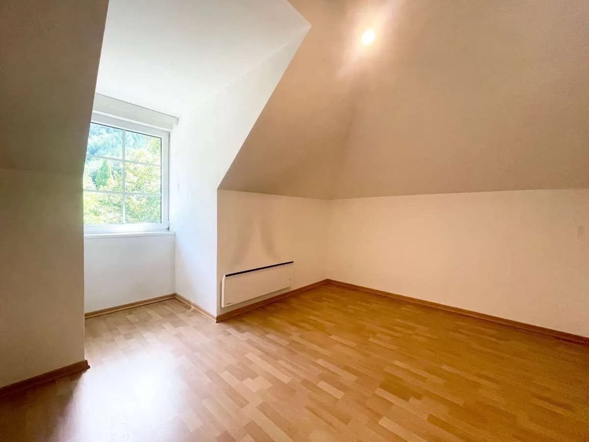 3-Zimmer-Wohnung mieten in Neunkirchen – 76,96 m², € 682 – Bild 7 von 12