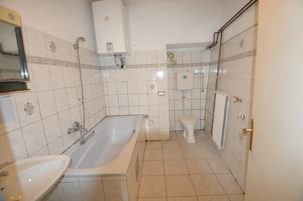Gewerbeimmobilie kaufen in Amstetten – 200 m², € 190.000 – Bild 5 von 11