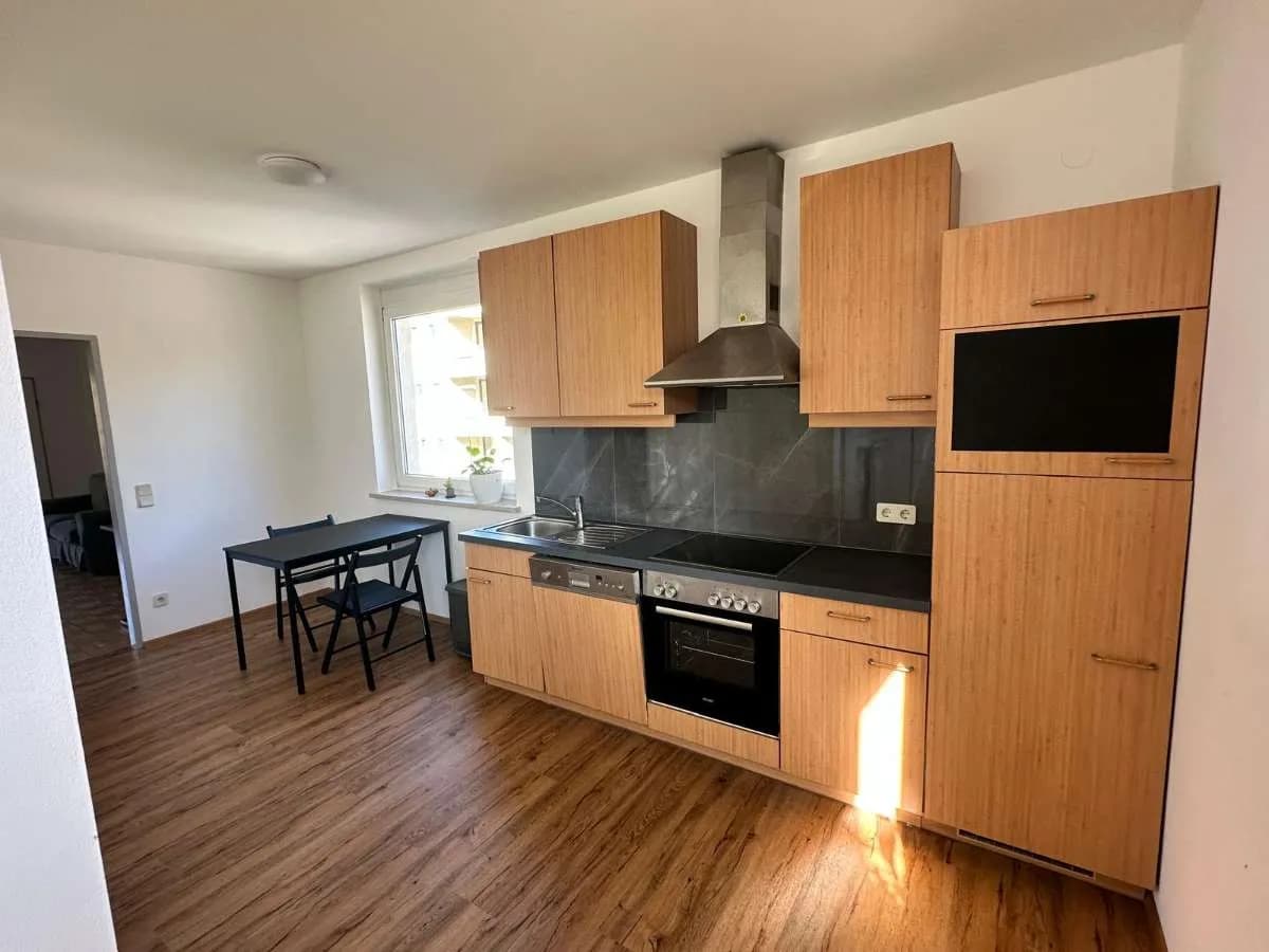 1-Zimmer-Wohnung mieten in Klagenfurt – 52 m², € 850 – Bild 2 von 10