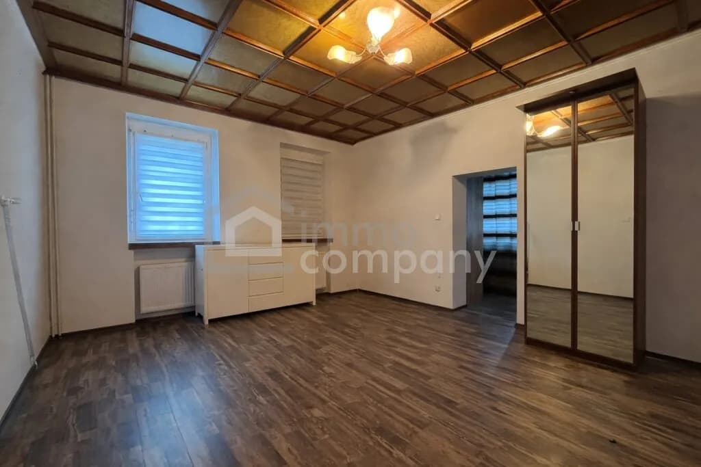 6-Zimmer-Haus kaufen in Neunkirchen – 150 m², € 325.000 – Bild 5 von 10