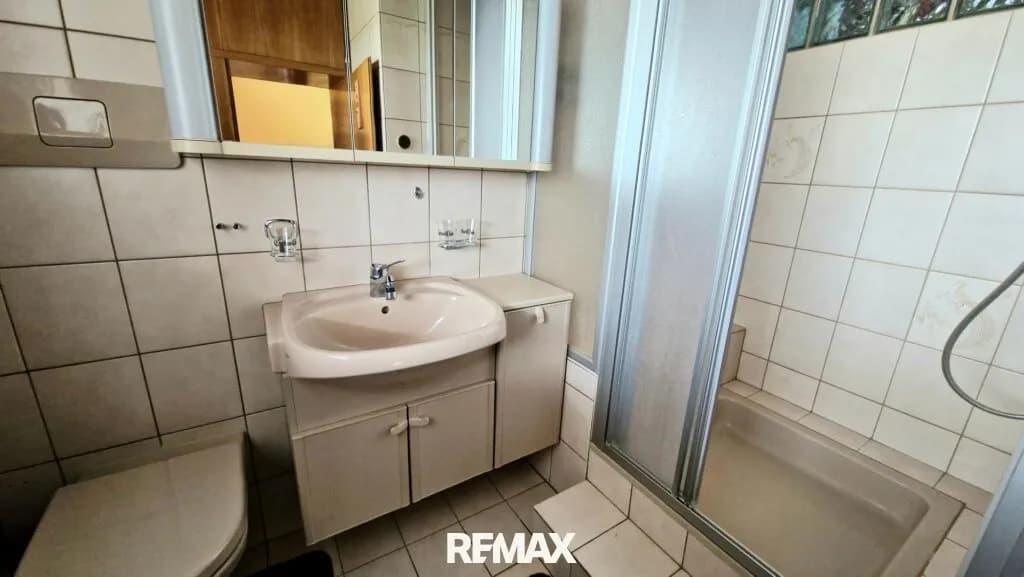 5-Zimmer-Gewerbeimmobilie kaufen in Baden – 160 m², € 399.000 – Bild 11 von 15