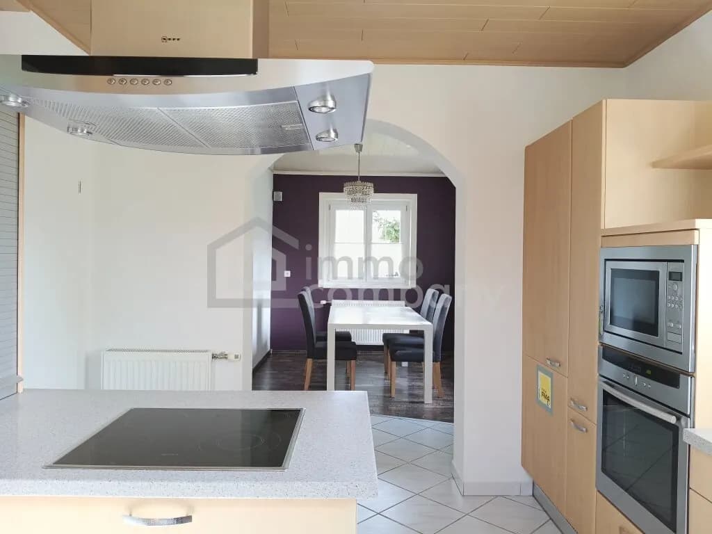 7-Zimmer-Haus kaufen in Neunkirchen – 169,2 m², € 320.000 – Bild 8 von 13