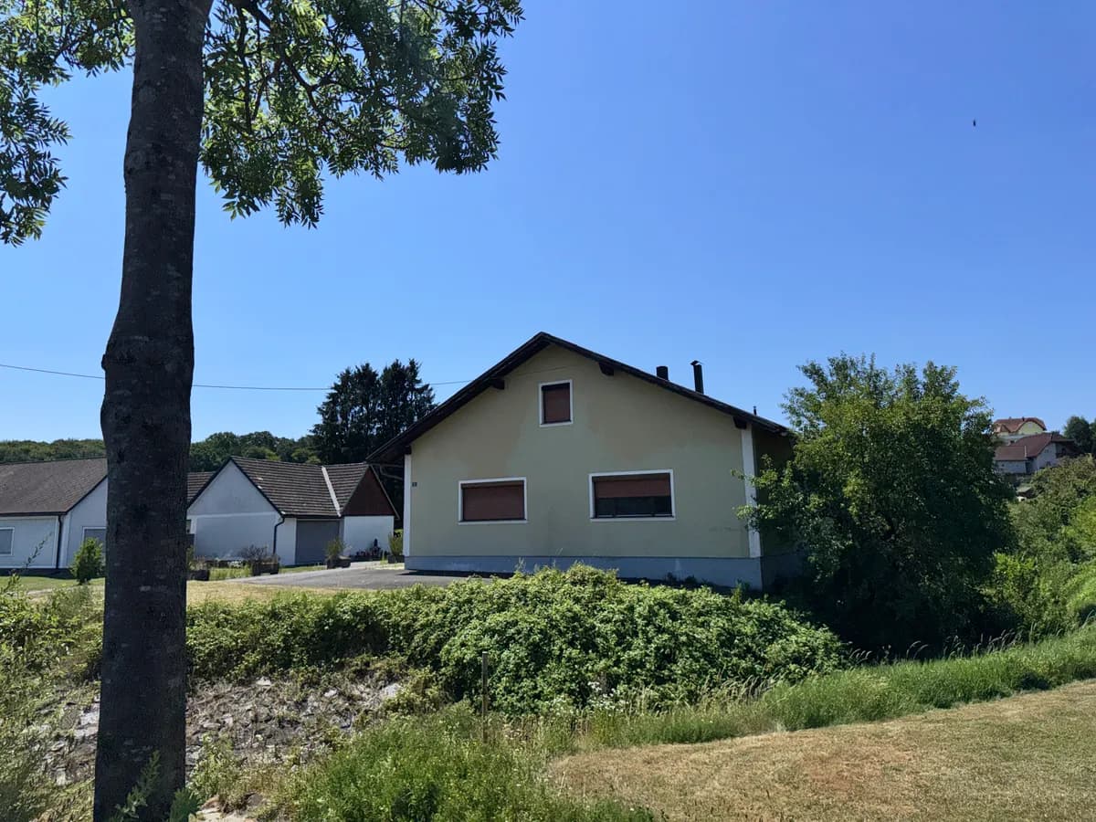 6-Zimmer-Haus kaufen in Jennersdorf – 200 m², € 210.000 – Bild 21 von 65