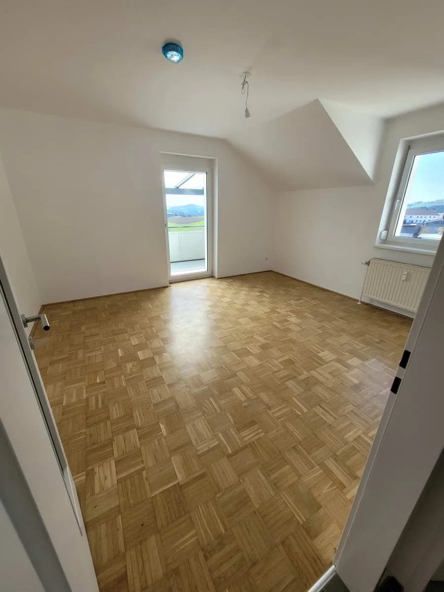 4-Zimmer-Wohnung mieten in Rohrbach – 85,06 m², € 670 – Bild 5 von 9