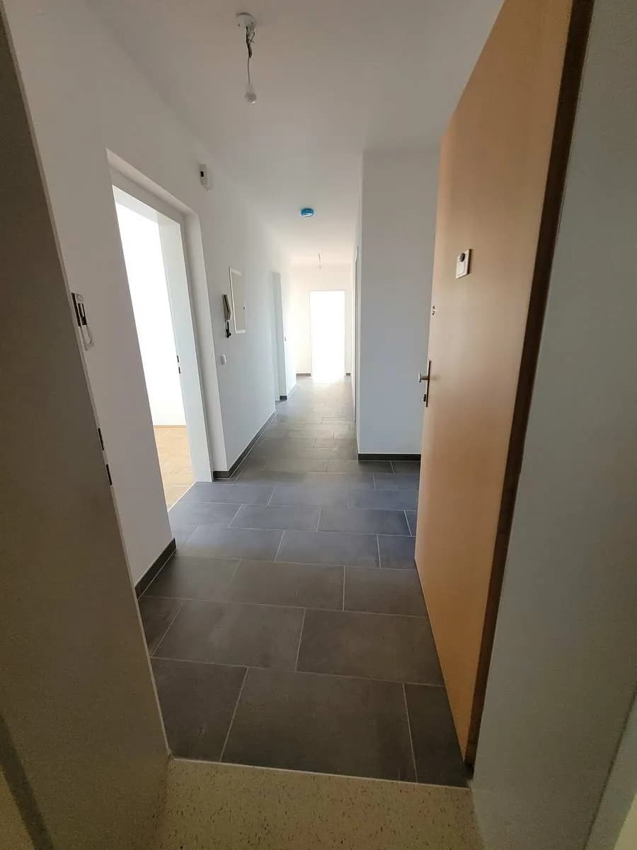 4-Zimmer-Wohnung mieten in Rohrbach – 85,06 m², € 670 – Bild 9 von 9