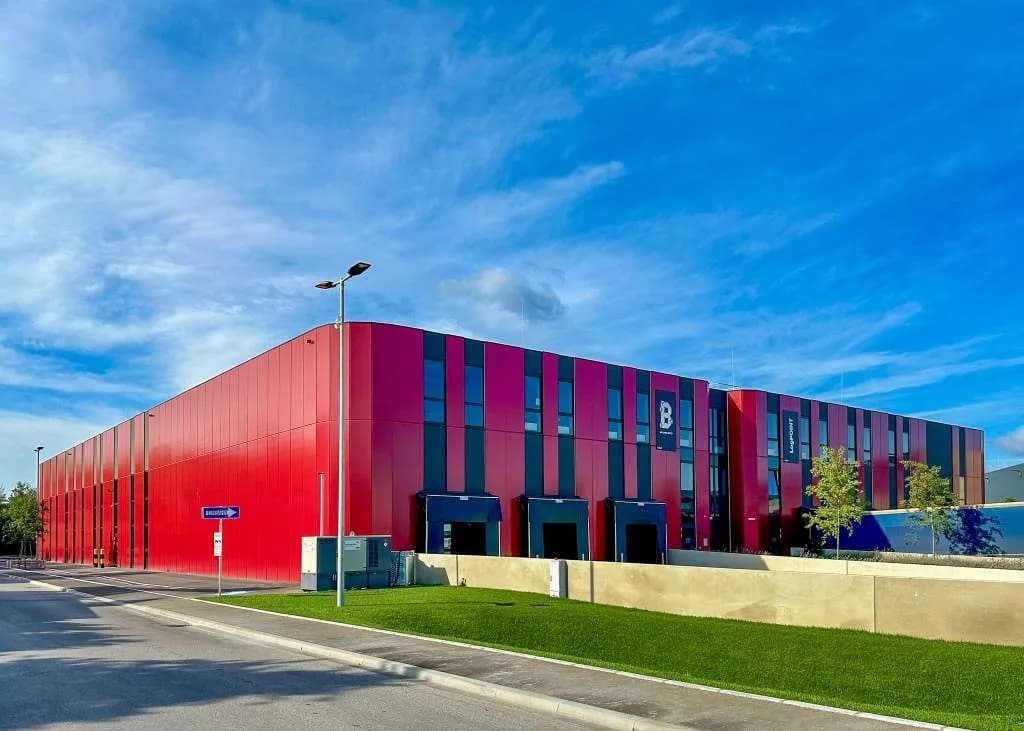 Immobilie mieten in Korneuburg – 3 000 m², € 8