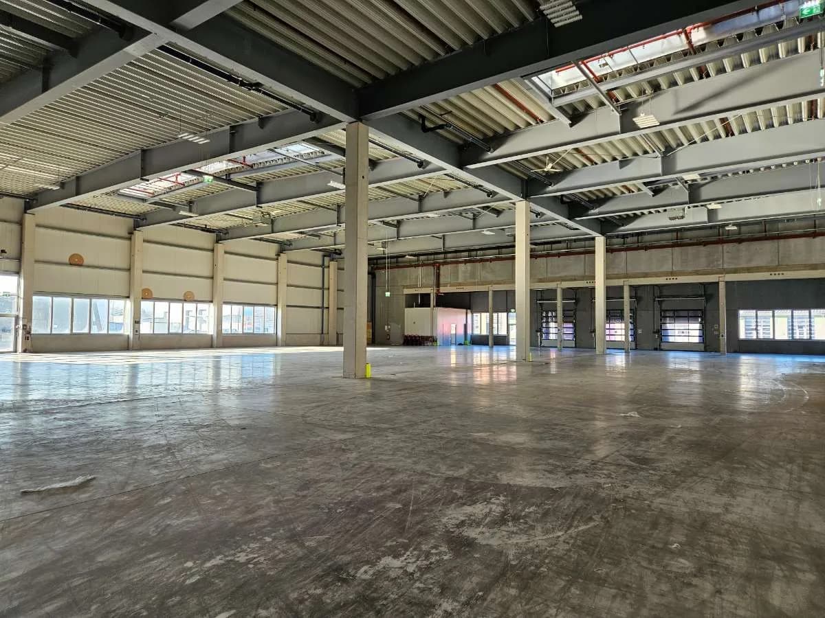Immobilie mieten in Korneuburg – 3 000 m², € 8 – Bild 5 von 7