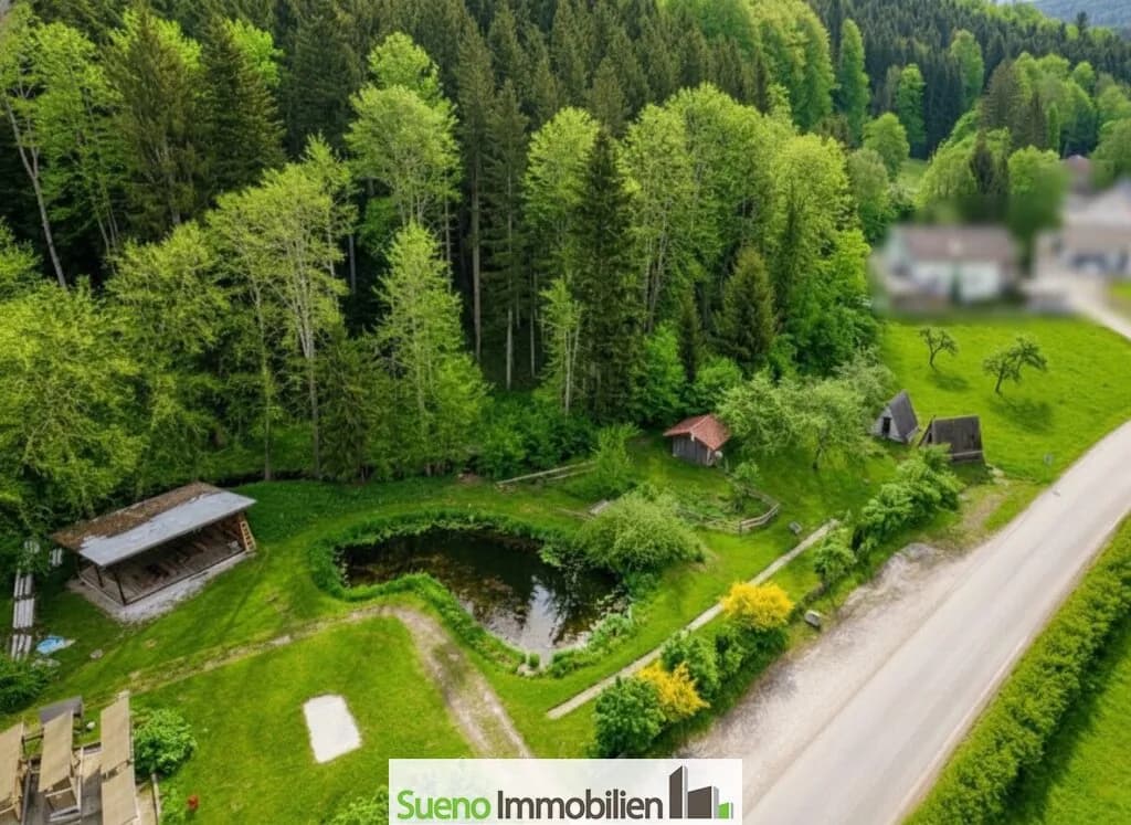 Grundstück kaufen in Gmunden – 11 258 m², € 651.765