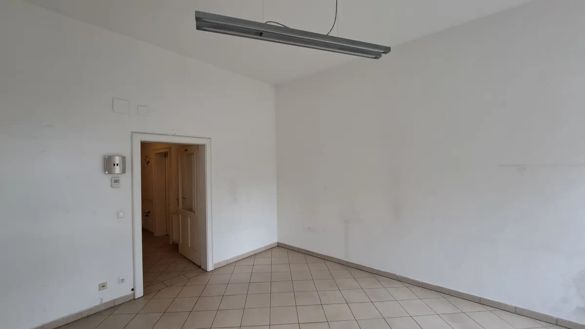 2-Zimmer-Gewerbeimmobilie mieten in Wien – 45 m², € 857 – Bild 4 von 15
